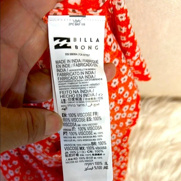 NWT Billabong, long sleeve, side slits on waist, Floral Red Dress - Picture 11 of 12